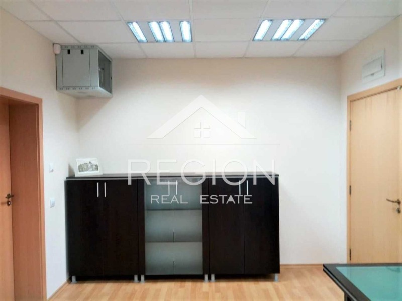 Продава  Офис град Варна , Спортна зала , 87 кв.м | 43817277 - изображение [6]