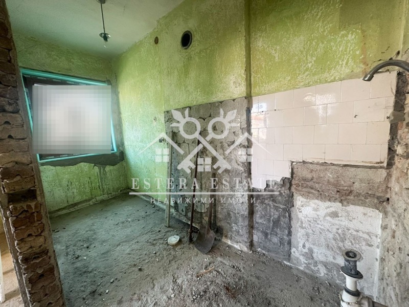 Продава  Етаж от къща град Шумен , Добруджански , 81 кв.м | 83250184 - изображение [5]