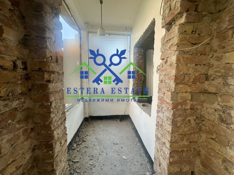 Продава  Етаж от къща град Шумен , Добруджански , 81 кв.м | 83250184 - изображение [11]