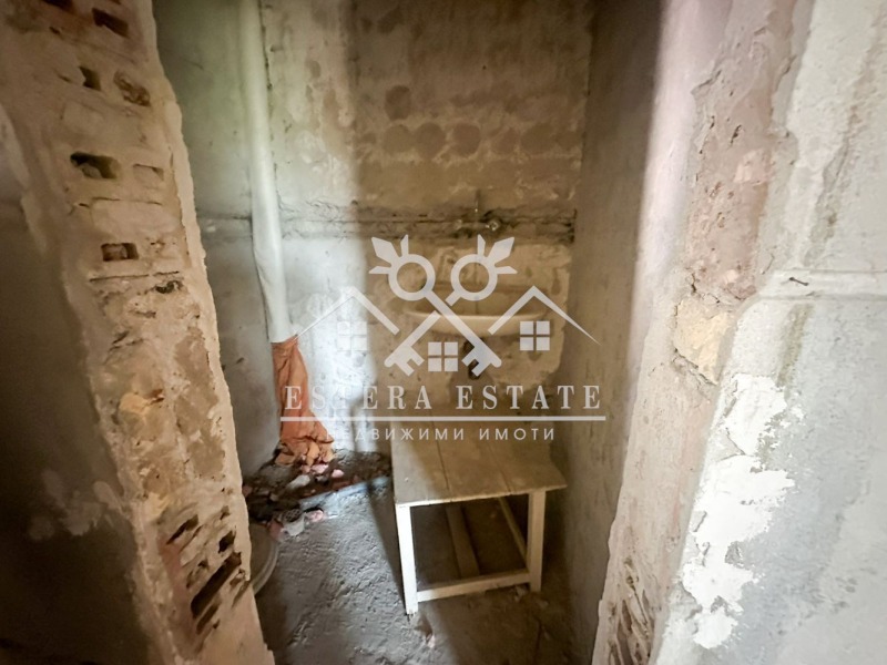 Продава  Етаж от къща град Шумен , Добруджански , 81 кв.м | 83250184 - изображение [9]