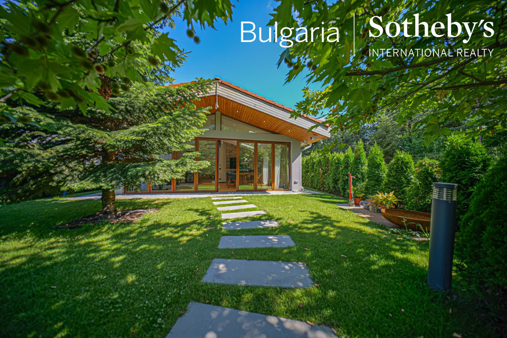Продава КЪЩА, гр. София, с. Бистрица