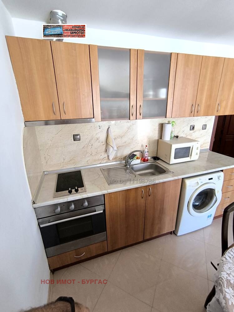 Продава 2-СТАЕН, гр. Бургас, Възраждане, снимка 5 - Апартаменти - 55056491