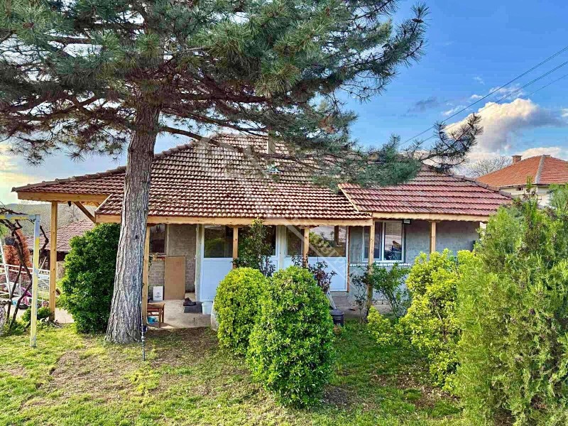 Продается  Дом область Велико Тырново , Балканци , 385 кв.м | 87204738