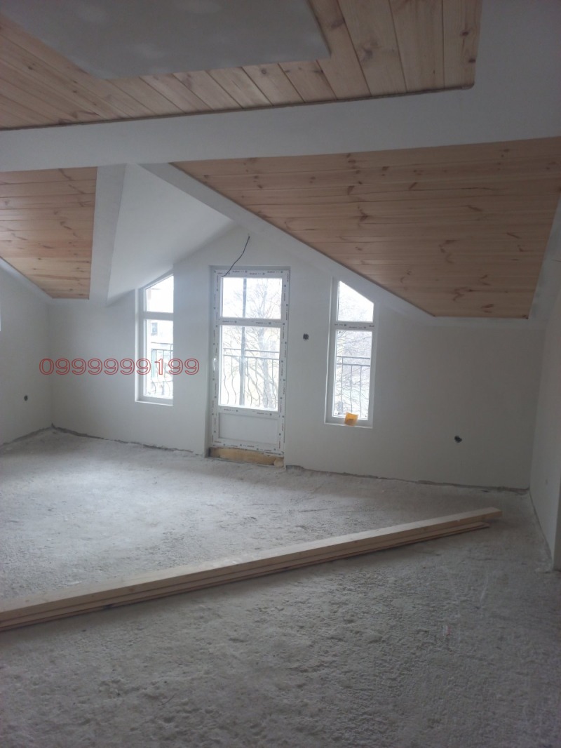 Te koop  Huis regio Plovdiv , Karlovo , 400 m² | 40385589 - afbeelding [3]