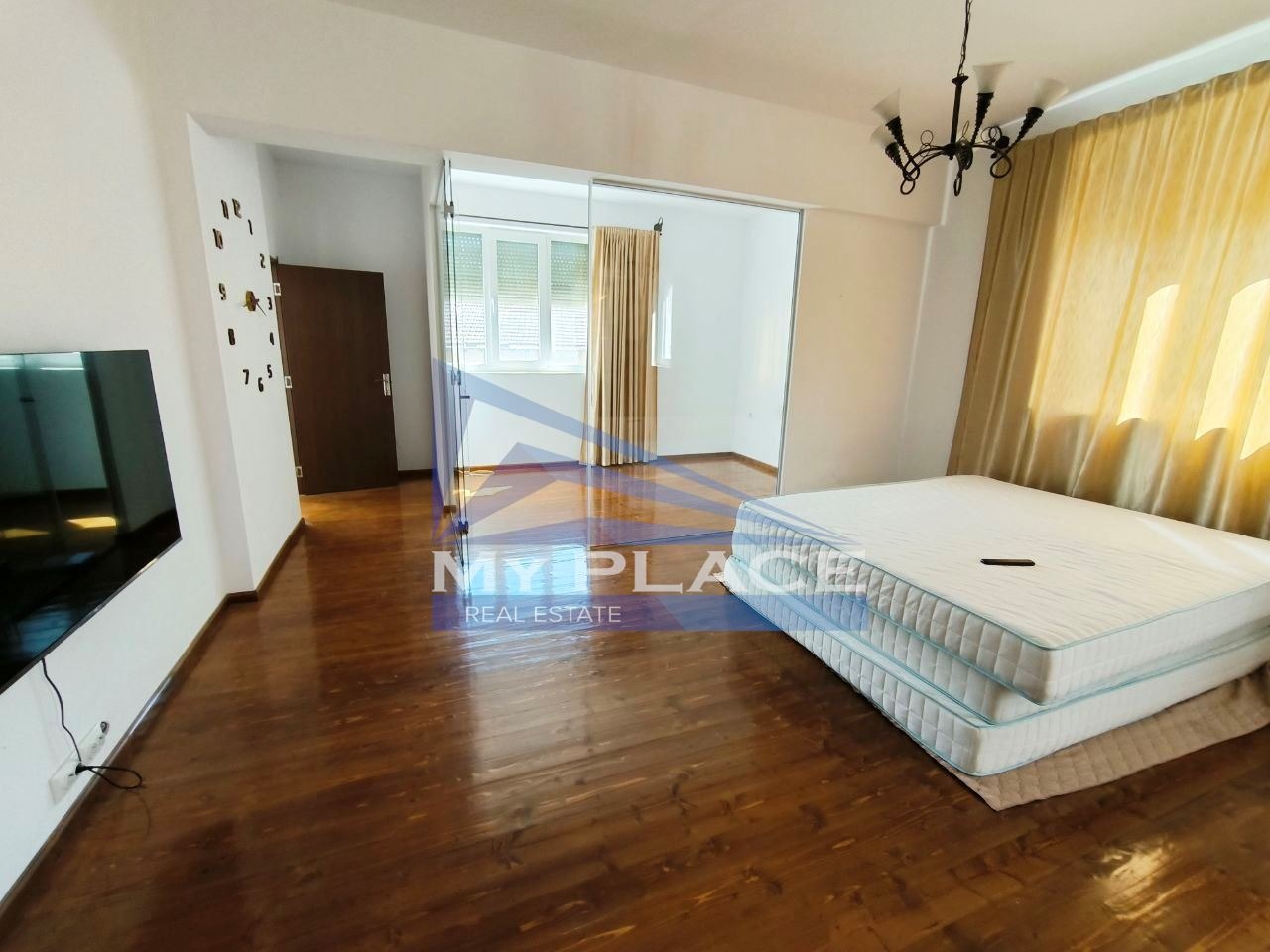 Продава 3-СТАЕН, гр. Шумен, Добруджански, снимка 3 - Апартаменти - 54351363