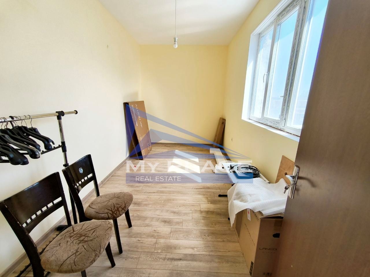 Продава 3-СТАЕН, гр. Шумен, Добруджански, снимка 6 - Апартаменти - 54351363