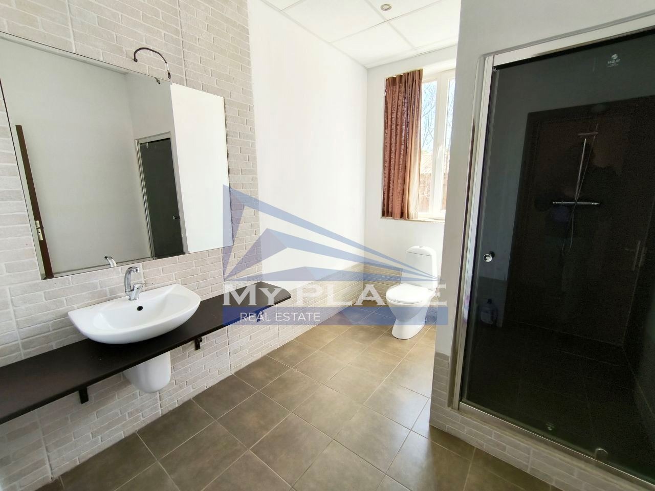 Продава 3-СТАЕН, гр. Шумен, Добруджански, снимка 9 - Апартаменти - 54351363