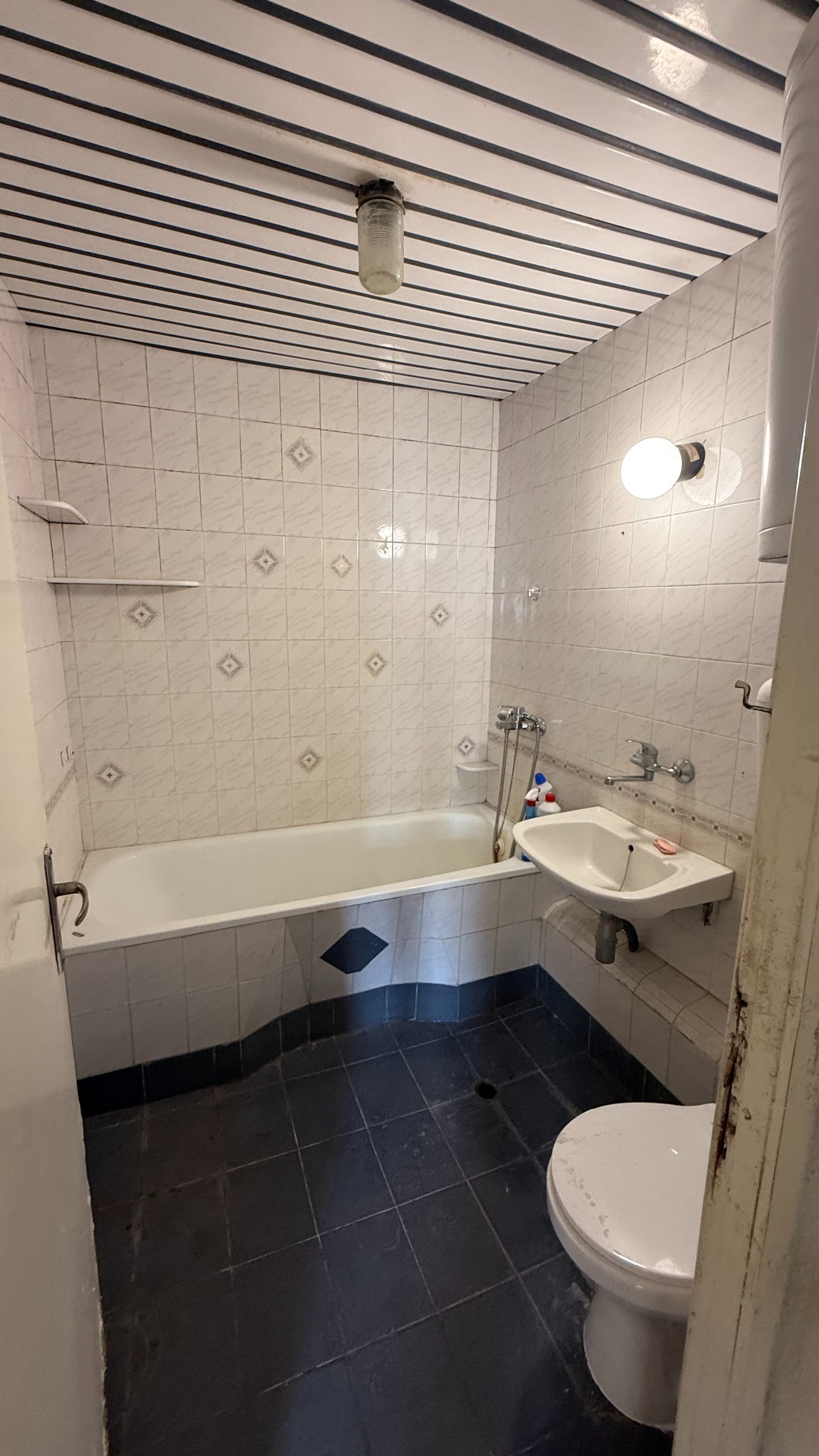 Продава 3-СТАЕН, гр. Шумен, Център, снимка 7 - Апартаменти - 55141040