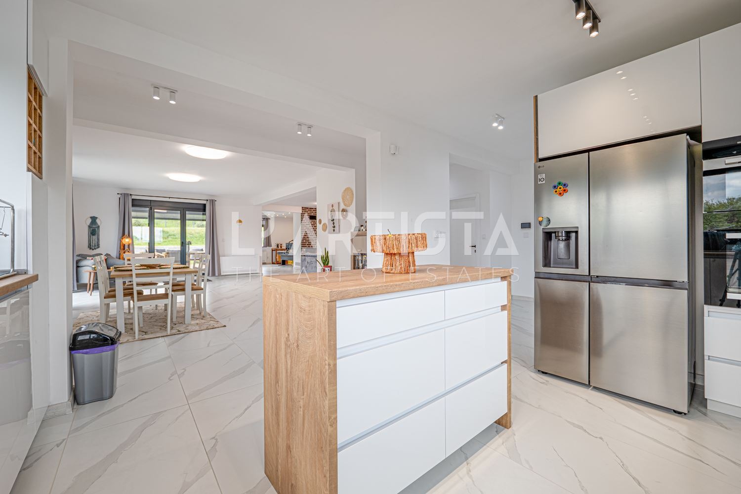 Продава КЪЩА, гр. София, с. Бистрица, снимка 6 - Къщи - 54614364