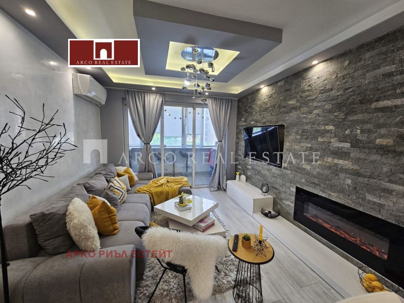 Продава  3-стаен, град София, Люлин 5 •  240 000 EUR • ID 75794086 — holmes.bg - [1] 