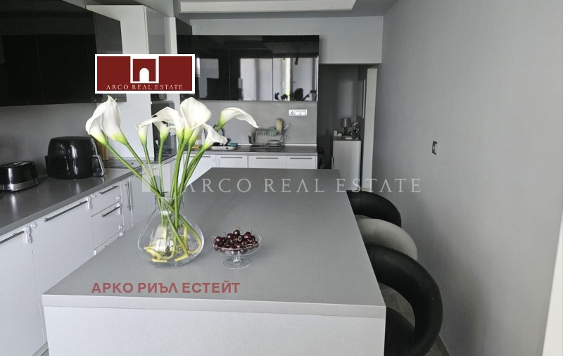 Na prodej  2 ložnice Sofia , Ljulin 5 , 119 m2 | 26749113 - obraz [11]