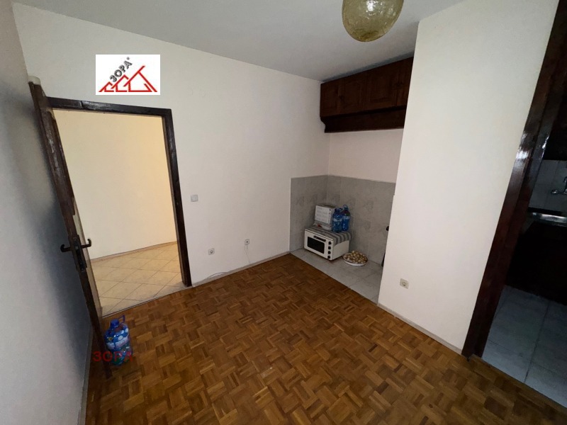 Продава  3-стаен град Враца , Център , 102 кв.м | 43015458 - изображение [2]