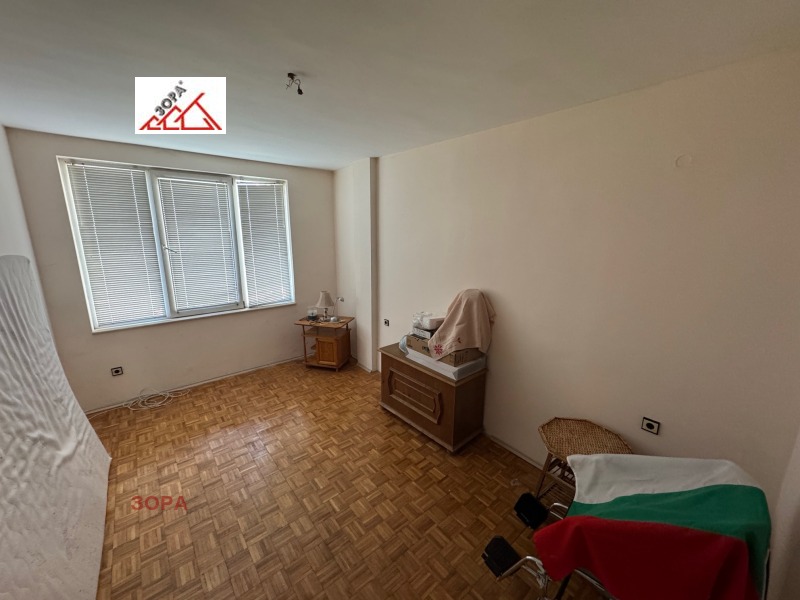 Продава  3-стаен град Враца , Център , 102 кв.м | 43015458 - изображение [8]