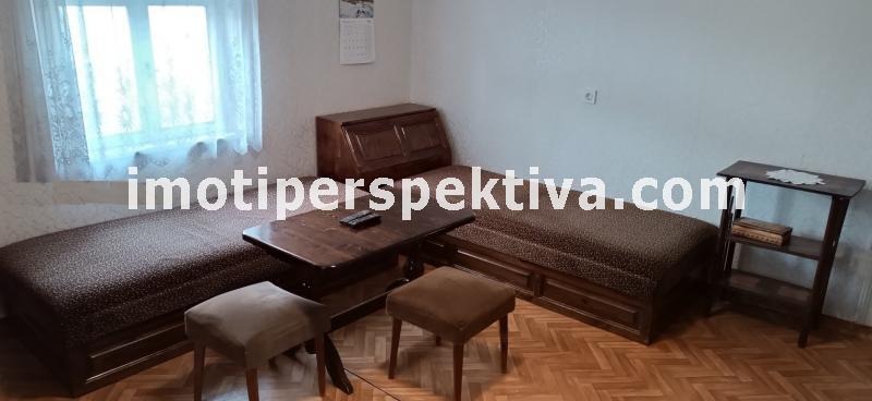 Продава ЕТАЖ ОТ КЪЩА, гр. Пловдив, Център, снимка 1 - Етаж от къща - 49446493