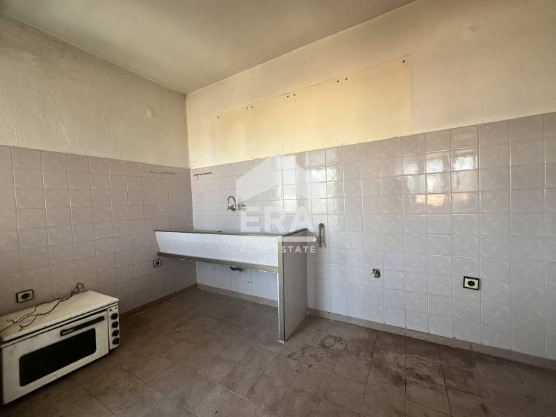 Продава ЕТАЖ ОТ КЪЩА, гр. Вълчи дол, област Варна, снимка 14 - Етаж от къща - 52316471