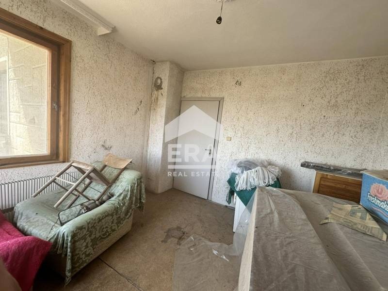 Продава ЕТАЖ ОТ КЪЩА, област Варна, гр. Вълчи дол • 42000 € / 82144.86 лв. • 92007878 1