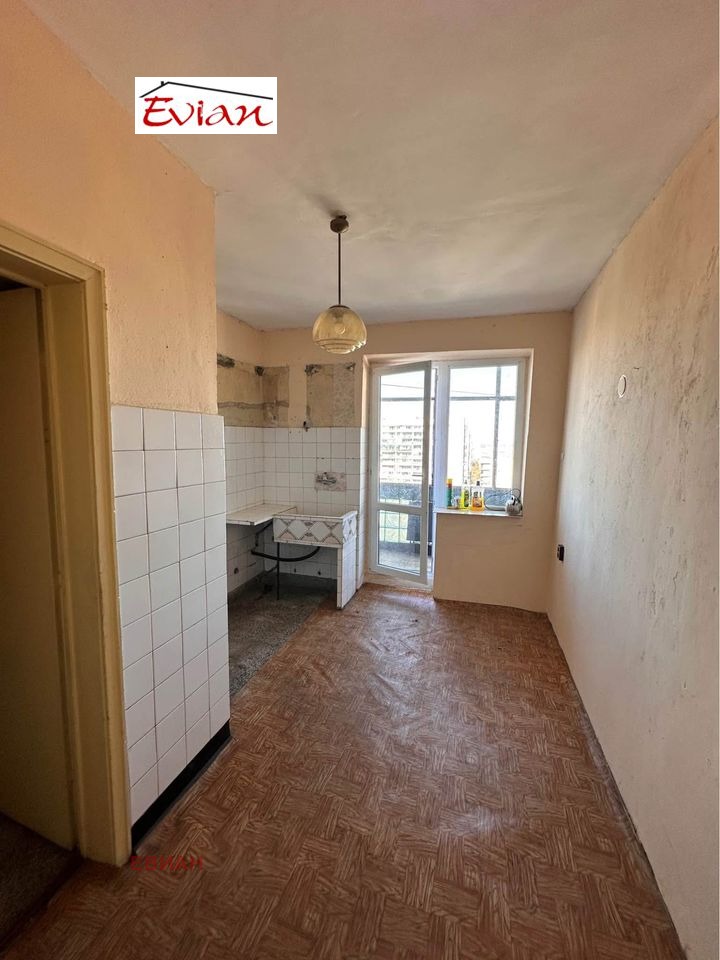 На продаж  1 спальня Русе , Централен южен район , 68 кв.м | 41929352 - зображення [3]