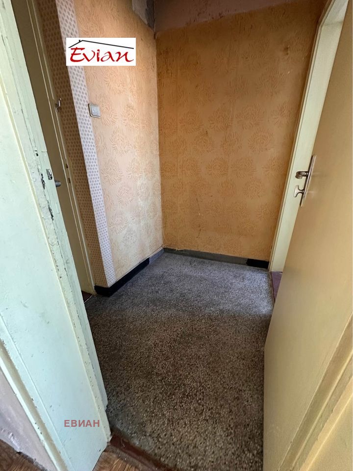 На продаж  1 спальня Русе , Централен южен район , 68 кв.м | 41929352 - зображення [4]