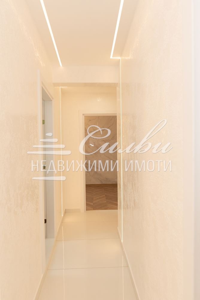 Продава 2-СТАЕН, гр. Шумен, Боян Българанов 1, снимка 11 - Апартаменти - 52602575