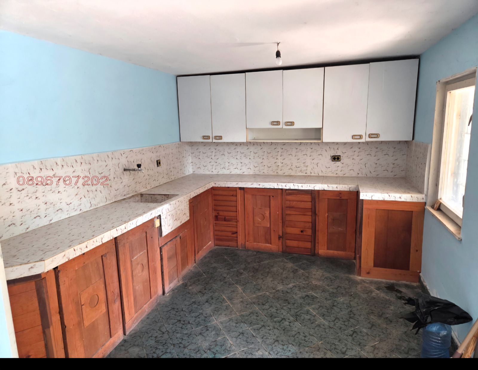 Продава КЪЩА, гр. Радомир, област Перник, снимка 10 - Къщи - 55961846