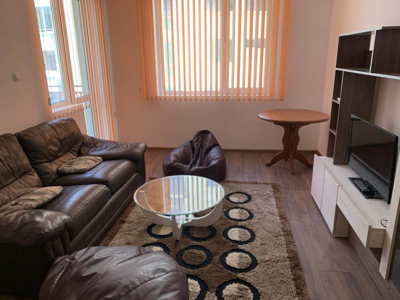 Продава 2-СТАЕН, гр. Велико Търново, Колю Фичето, снимка 3 - Апартаменти - 52752413