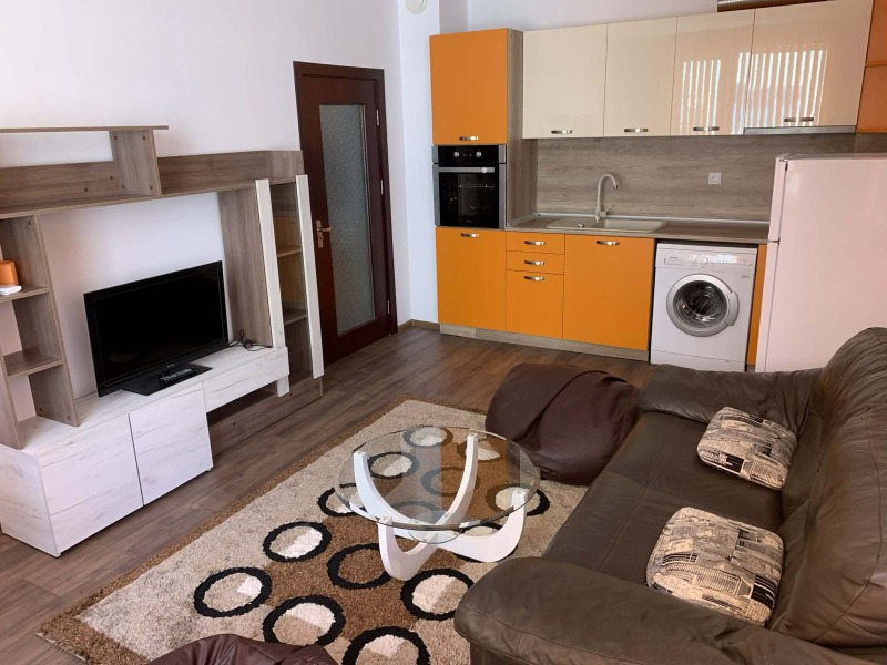 Продава 2-СТАЕН, гр. Велико Търново, Колю Фичето, снимка 2 - Апартаменти - 52752413