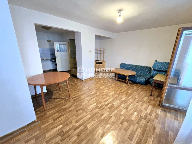 Eladó  2 hálószobás Plovdiv , Centar , 109 négyzetméter | 66106603