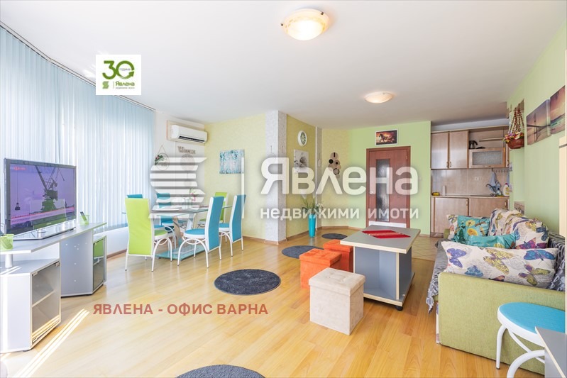 Продава 4-СТАЕН, гр. Варна, ВИНС-Червен площад, снимка 2 - Aпартаменти - 48372429