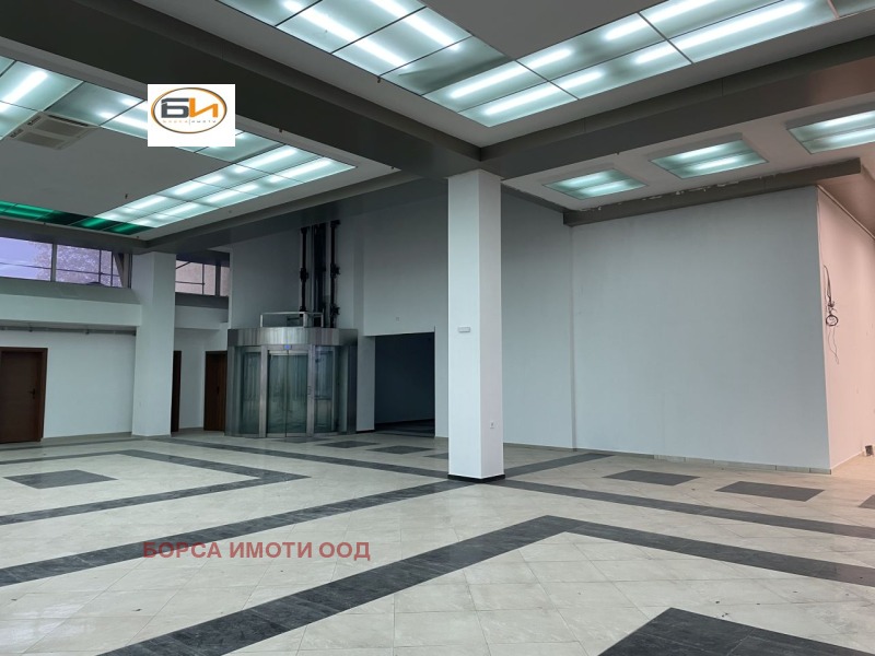 Продава МАГАЗИН, гр. Враца, Промишлена зона, снимка 2 - Магазини - 52719139
