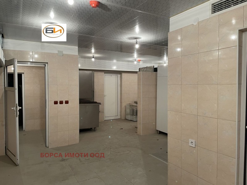 Продава МАГАЗИН, гр. Враца, Промишлена зона, снимка 4 - Магазини - 52719139