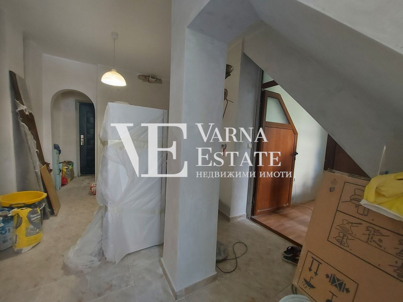 Продава 2-СТАЕН, гр. Варна, Колхозен пазар, снимка 2 - Апартаменти - 56132166