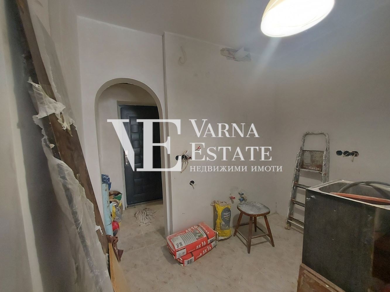 Продава 2-СТАЕН, гр. Варна, Колхозен пазар, снимка 3 - Апартаменти - 56132166