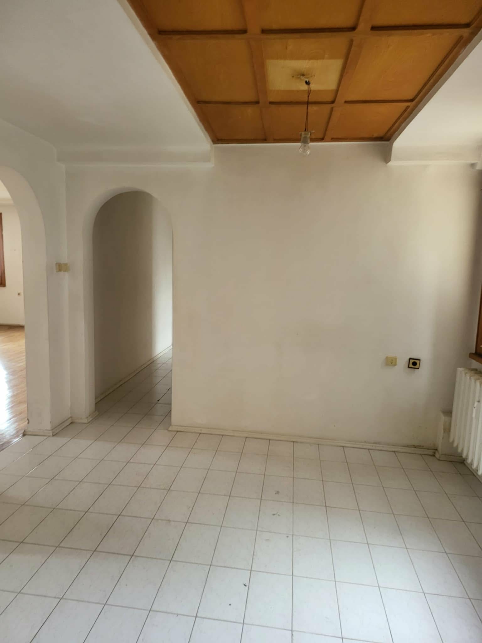 Продава 3-СТАЕН, гр. Плевен, Идеален център, снимка 6 - Апартаменти - 50123251