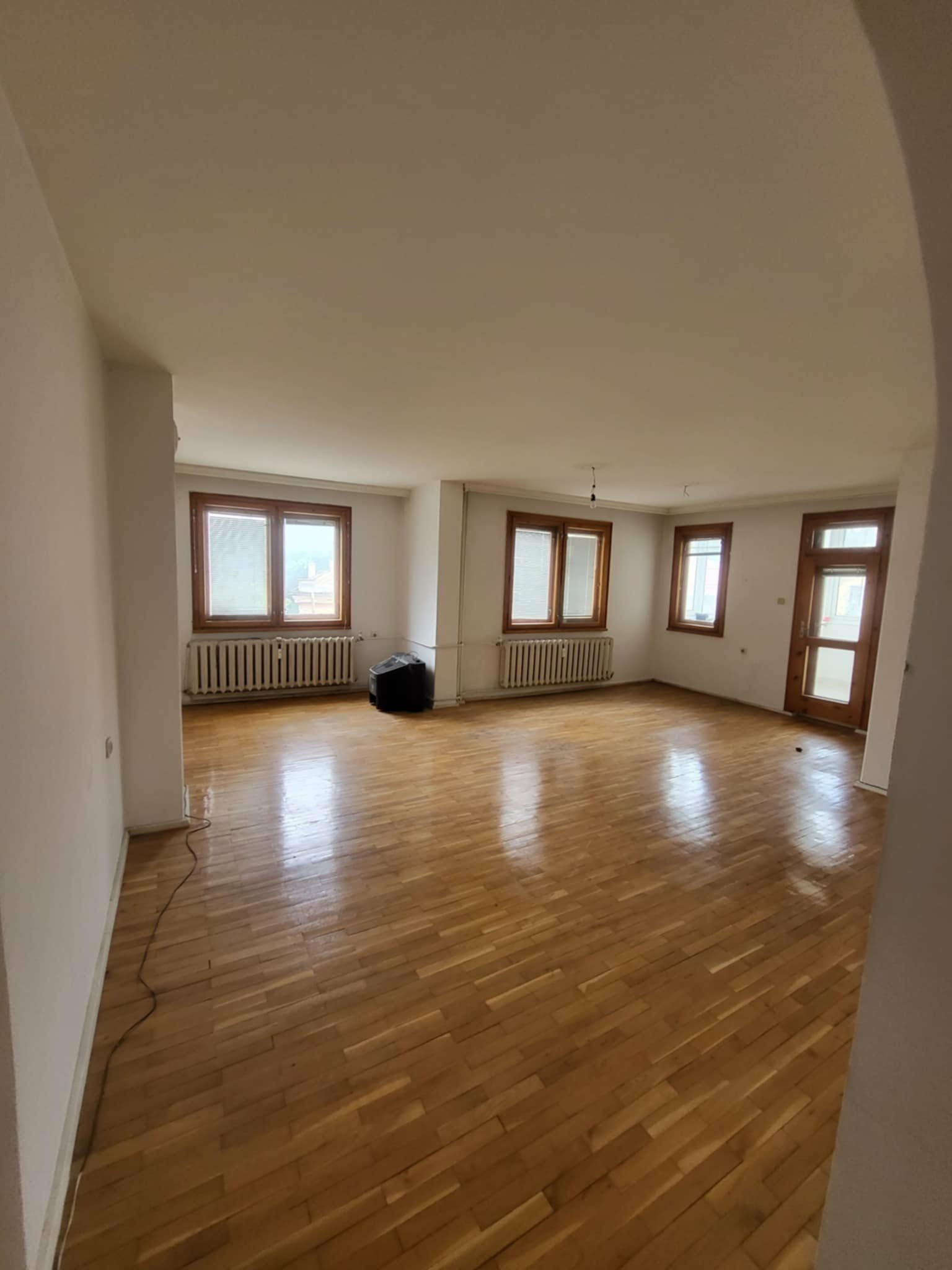 Продава 3-СТАЕН, гр. Плевен, Идеален център, снимка 10 - Апартаменти - 50123251