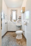 Продава КЪЩА, град София, гр. Банкя • 280000 € • 22878108 — Holmes.bg