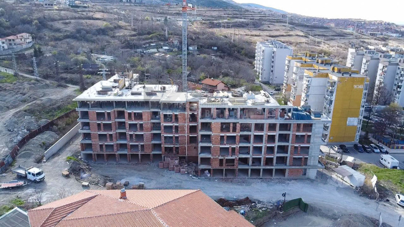 Продава  2-стаен област Пловдив , гр. Асеновград , 84 кв.м | 59591027