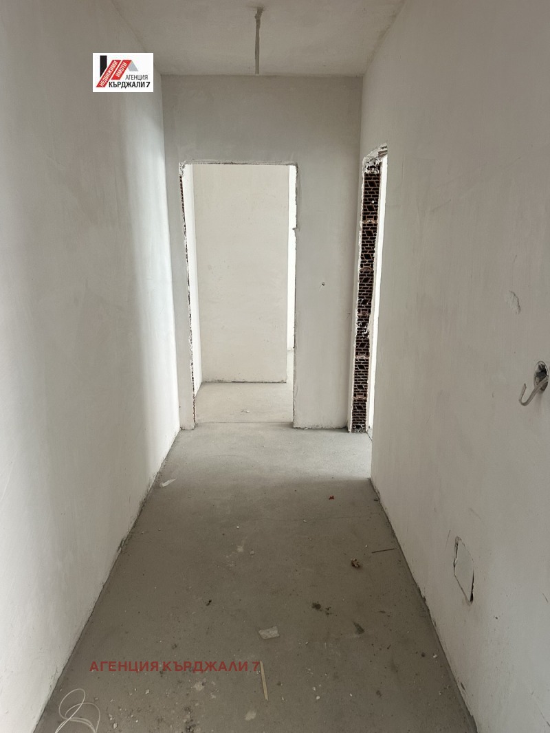 À venda  2 quartos Kardjali , Vazrojdenci , 100 m² | 63608803 - imagem [4]