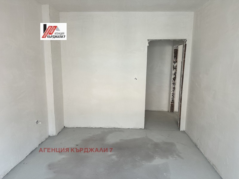 À venda  2 quartos Kardjali , Vazrojdenci , 100 m² | 63608803 - imagem [9]