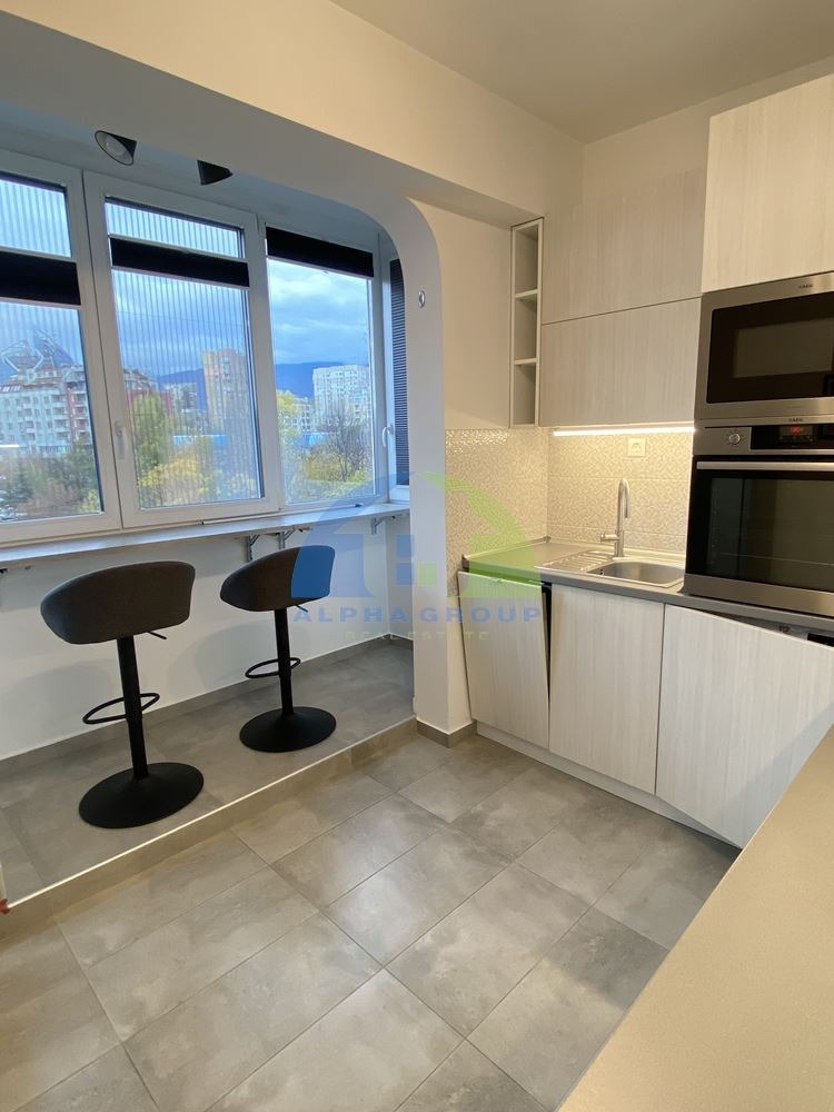 Продава 3-СТАЕН, гр. София, Изток, снимка 2 - Апартаменти - 54201347