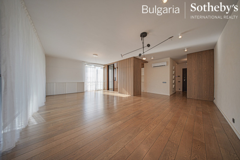 Продава  4-стаен, град София, Изгрев • 1 070 000 EUR • ID 87453433 — holmes.bg - [1] 