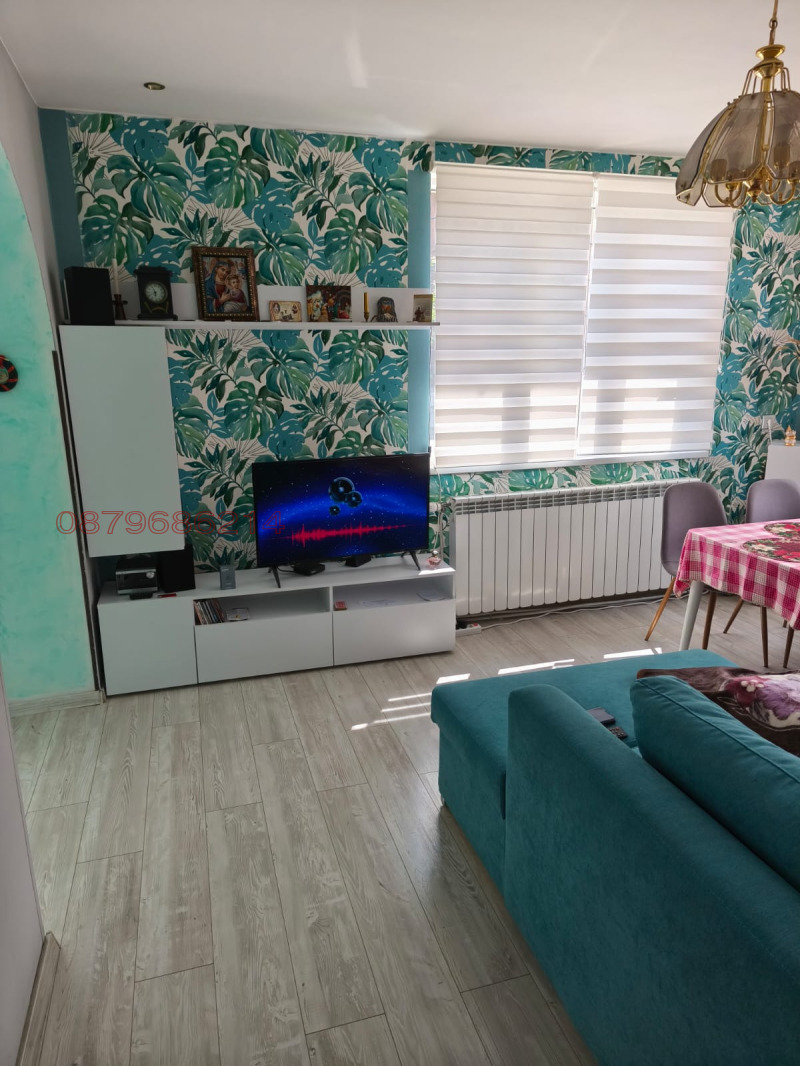 Продава ЕТАЖ ОТ КЪЩА, гр. Перник, Калкас, снимка 2 - Етаж от къща - 52780172