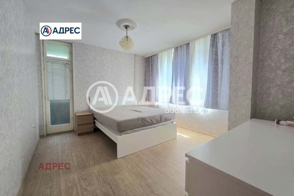 Продава 3-СТАЕН, гр. Варна, Левски 1