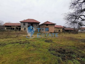 Продажба на имоти в с. Ново село, област Велико Търново — страница 2 - изображение 10 