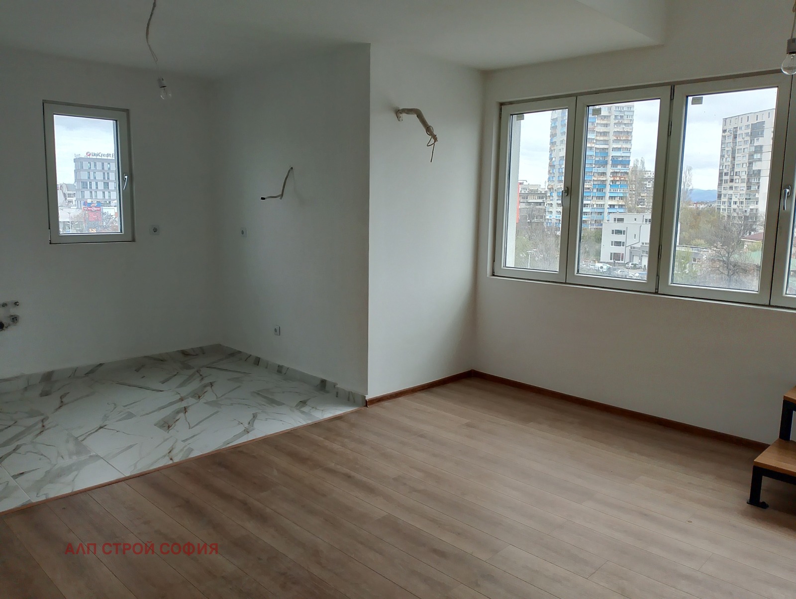 Продава МЕЗОНЕТ, гр. София, Триъгълника, снимка 2 - Апартаменти - 53646264