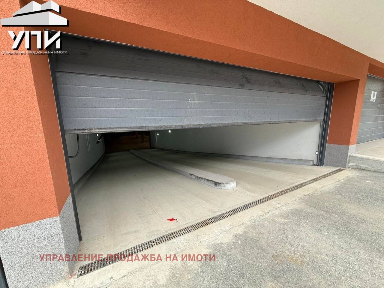 Продава ГАРАЖ, ПАРКОМЯСТО, гр. София, Малинова долина, снимка 2 - Гаражи и паркоместа - 55365528