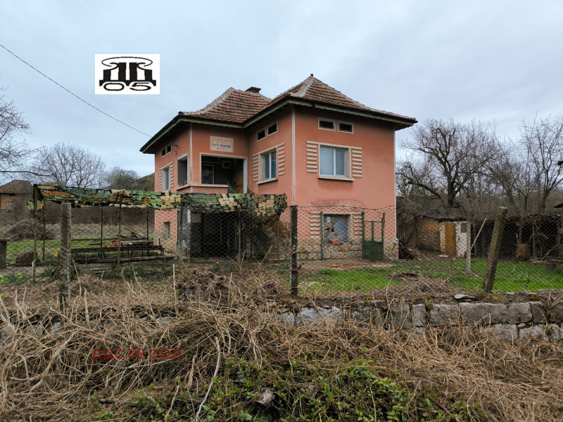 Продава КЪЩА в област Монтана, гр. Вършец - 140 кв.м / 30 000 € » 58 674.90 лв., ДДС 05 ООД
