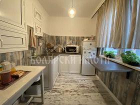 2 slaapkamers Akatsija, Veliko Tarnovo 3