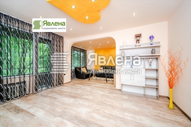 Продава 3-СТАЕН, гр. София, Изток, снимка 1 - Aпартаменти - 49216491