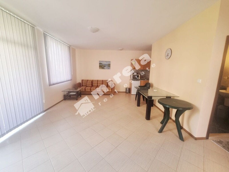 À venda  2 quartos região Burgas , k.k. Slantchev briag , 86 m² | 38388440 - imagem [2]