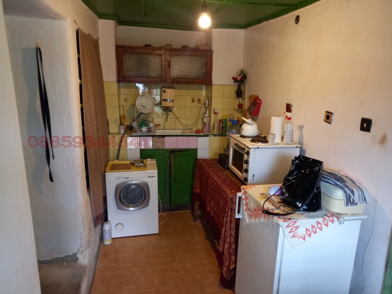 Продава КЪЩА, с. Елшица, област Пазарджик, снимка 8 - Къщи - 52781828